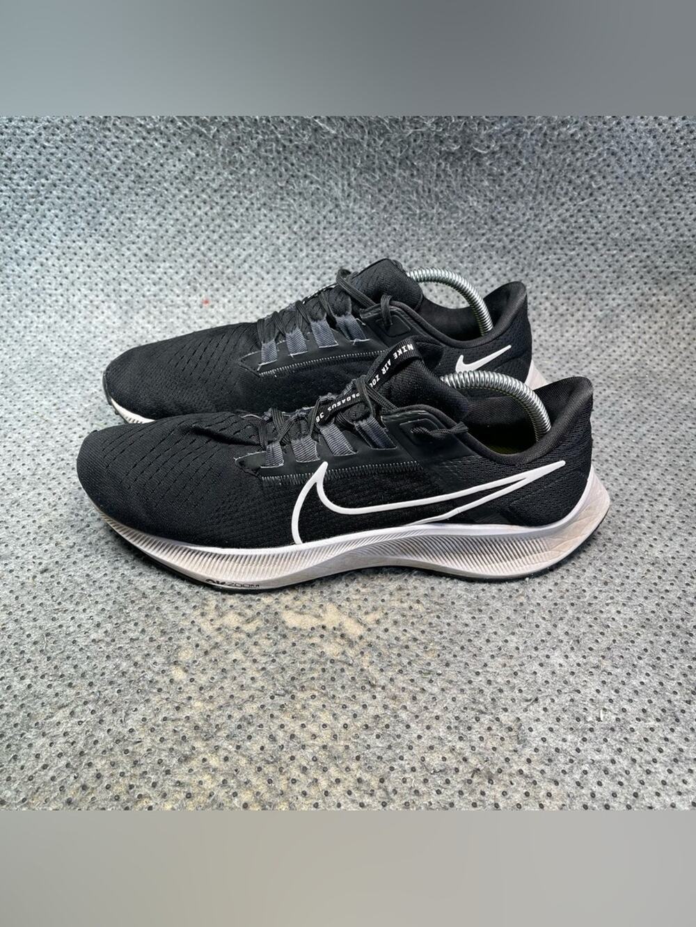 Nike Air Pegasus 38 Black Running Shoes Size 10.5 Women’s